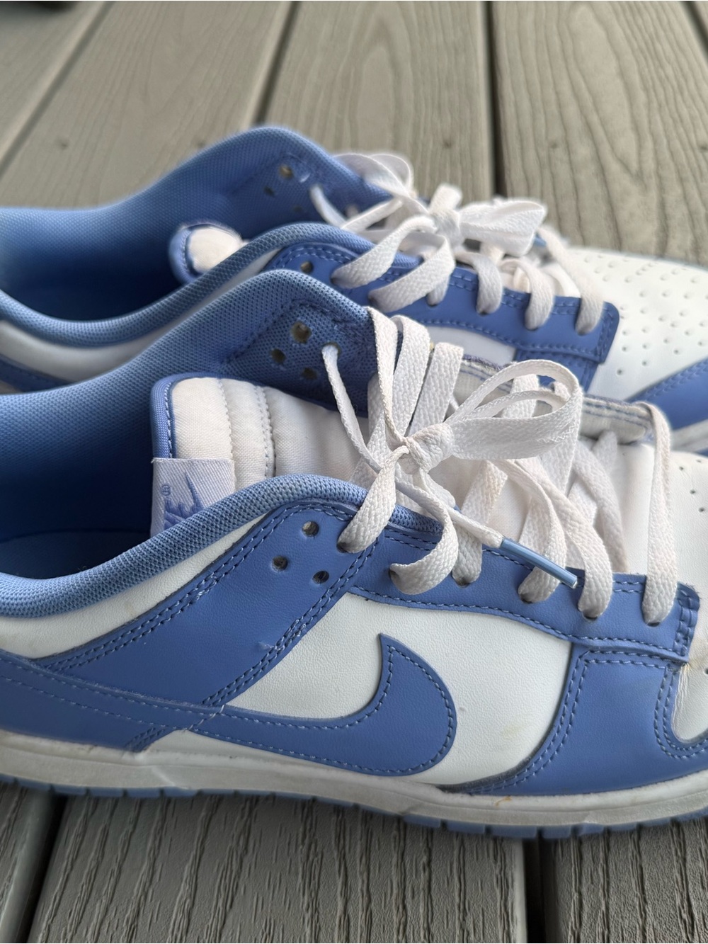 Nike Dunk Low-Top Sneakers in White and Light Blue UNC colors size 11